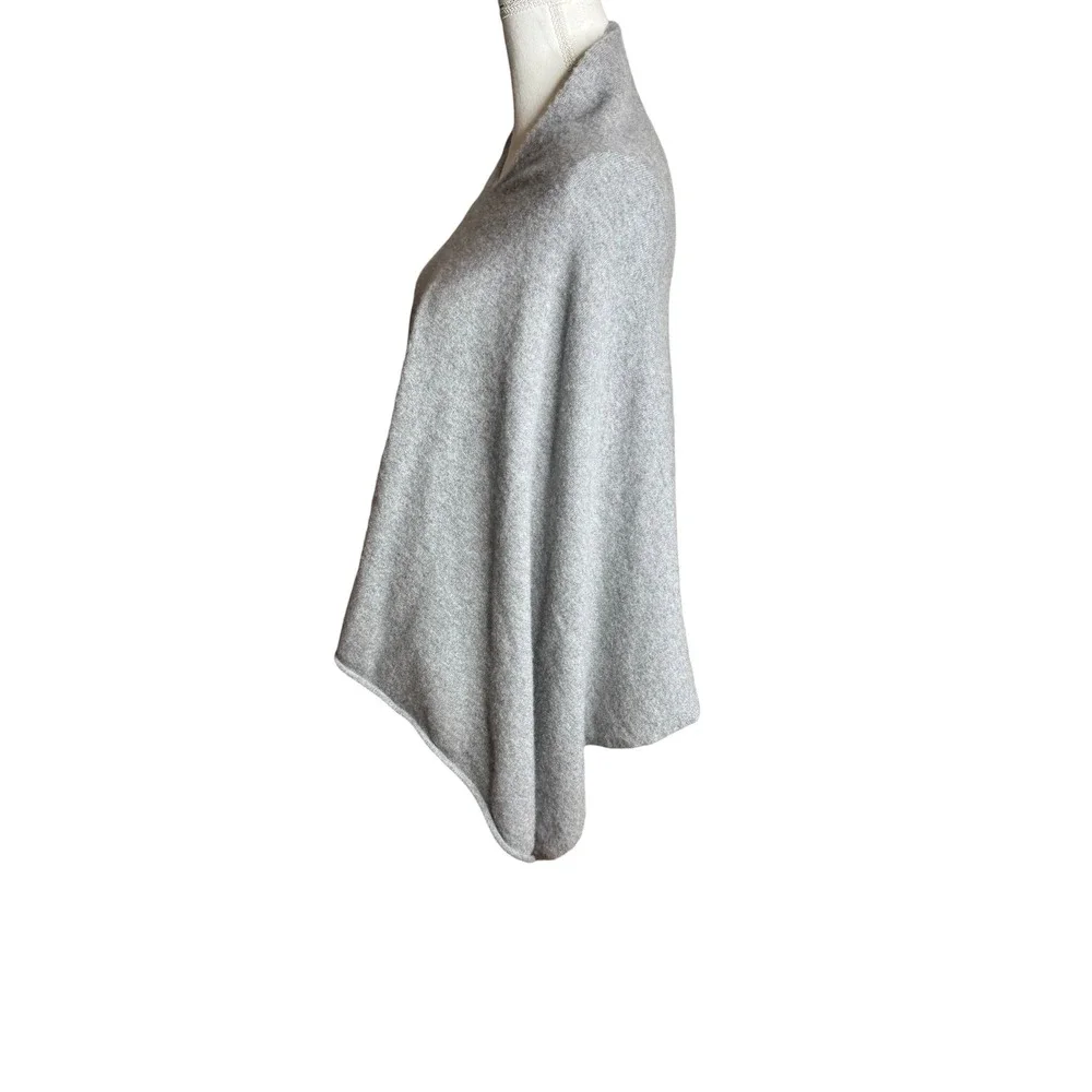 Quince Mongolian Cashmere Poncho Heather Grey V-Neck Wrap One Size YXYB261